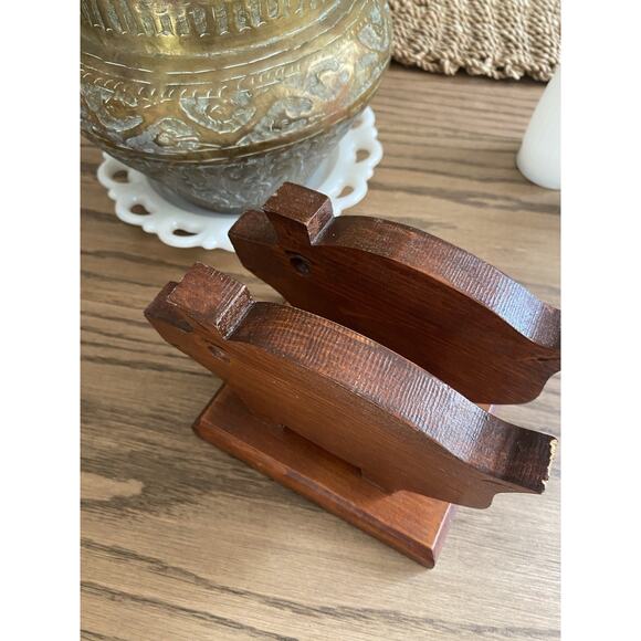 Vintage Wood Pig Napkin Letter Holder Stand Kitsch Kitchen Primitive Farmhouse - Picture 2 of 7